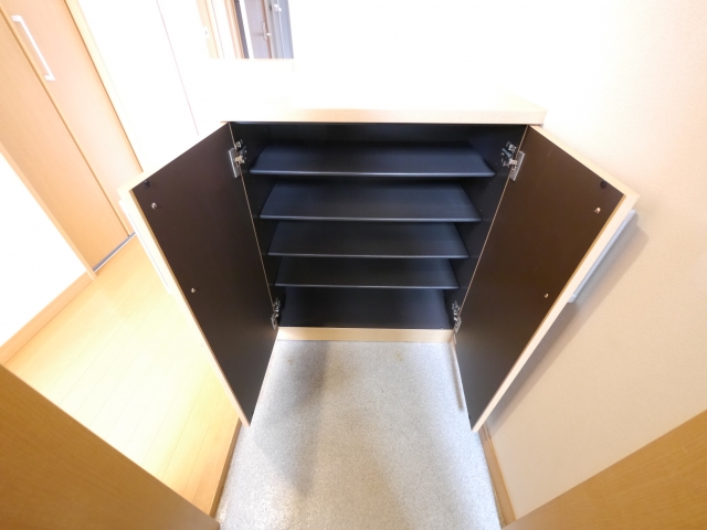 シューズボックス