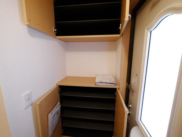 シューズボックス