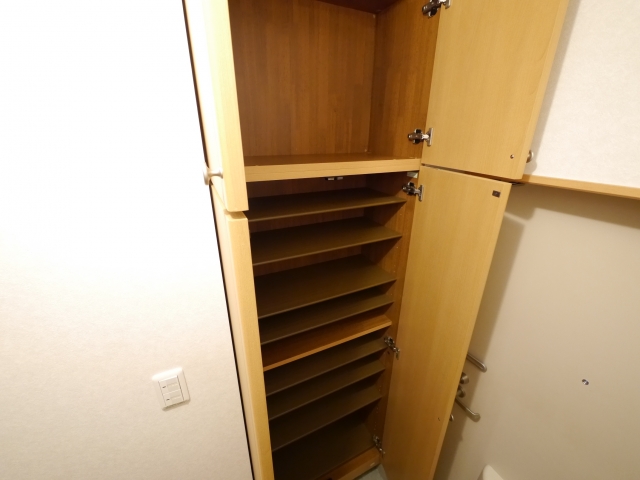 シューズボックス