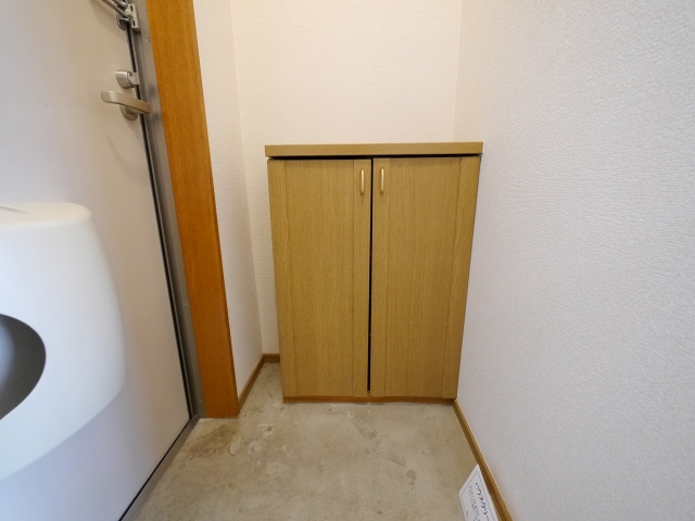 シューズボックス