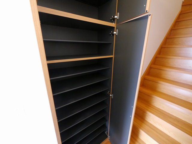 シューズボックス