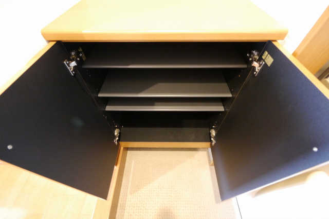 シューズボックス