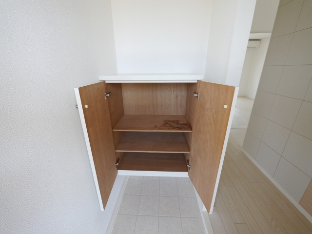 シューズボックス