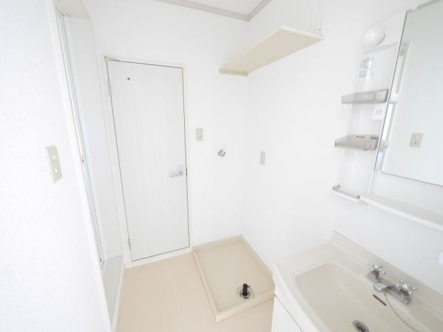 室内洗濯機置場