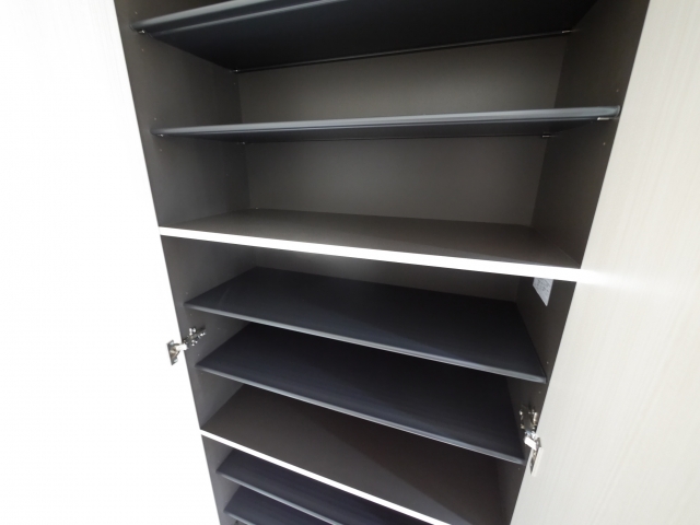 シューズボックス