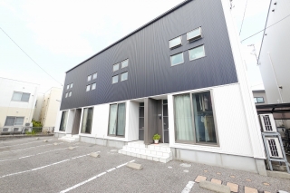 アンヌール８８