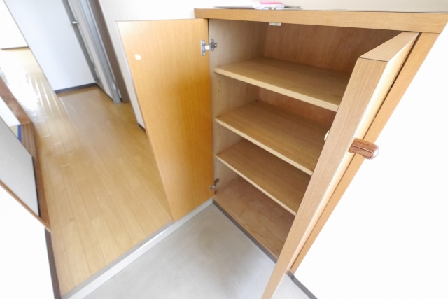 シューズボックス