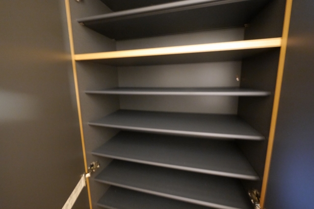 シューズボックス