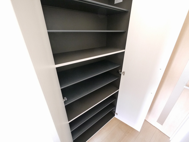 シューズボックス