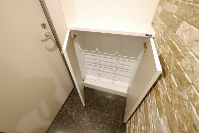 シューズボックス