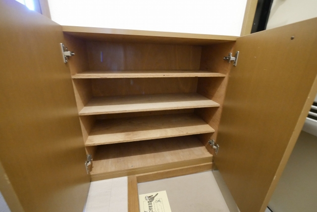 シューズボックス