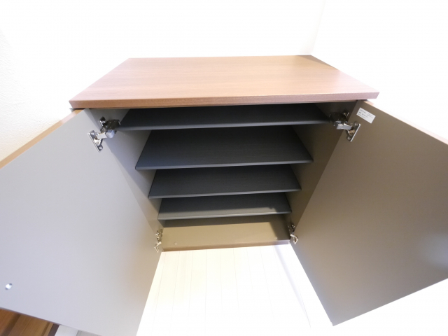 シューズボックス