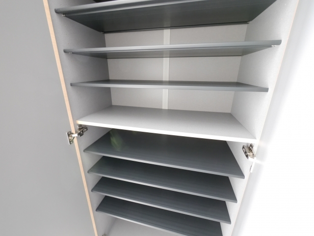 シューズボックス