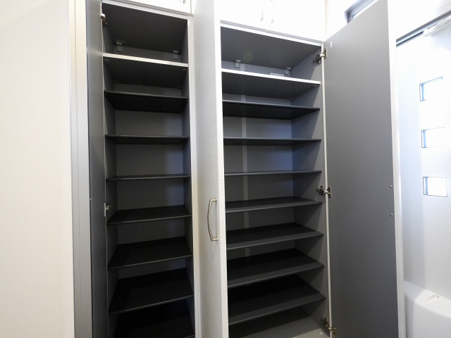 シューズボックス