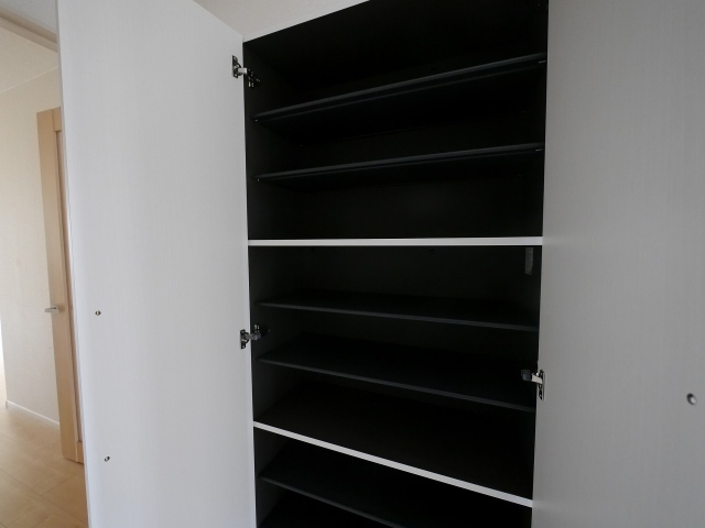 シューズボックス