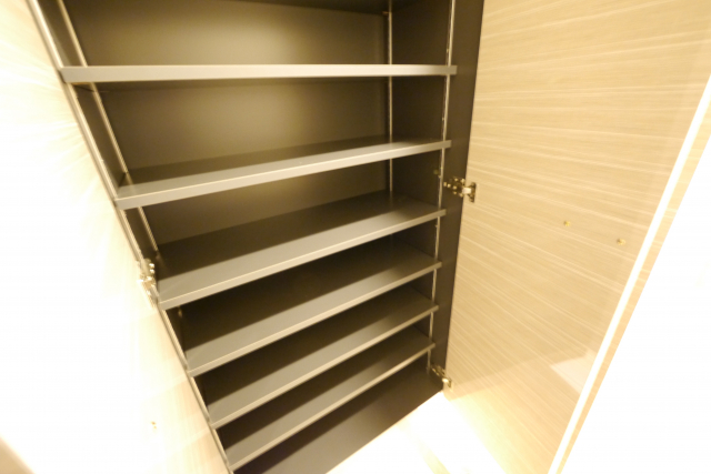 シューズボックス