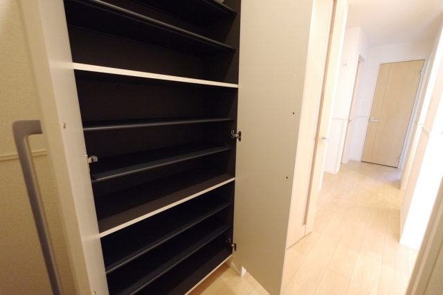 シューズボックス