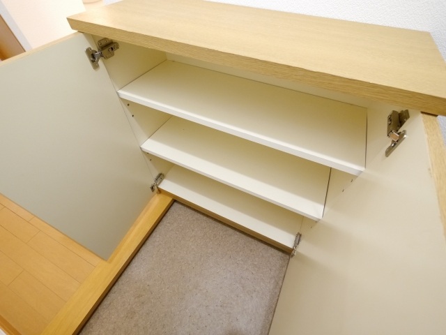 シューズボックス