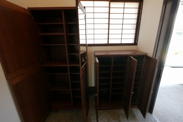 シューズボックス