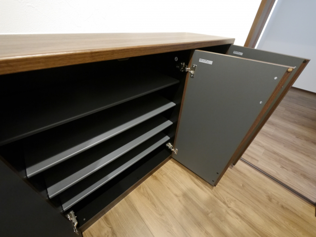 シューズボックス