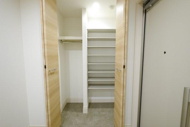 シューズボックス