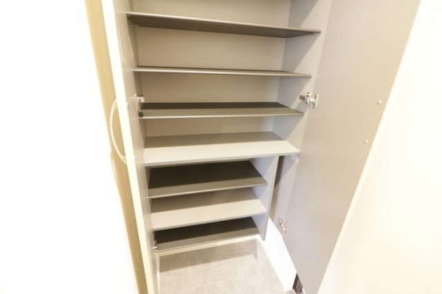 シューズボックス