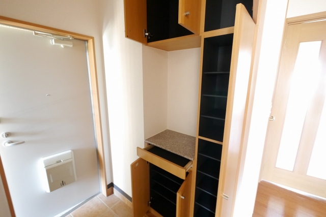 シューズボックス