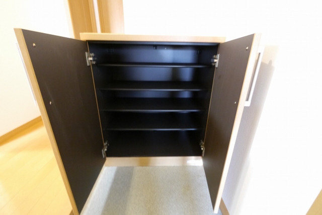 シューズボックス