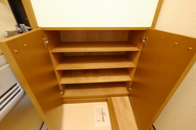 シューズボックス