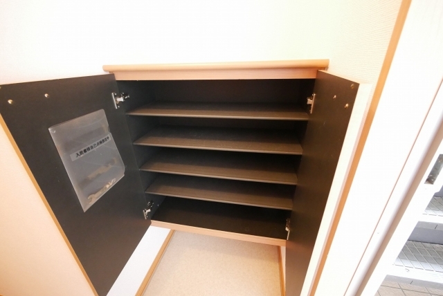 シューズボックス