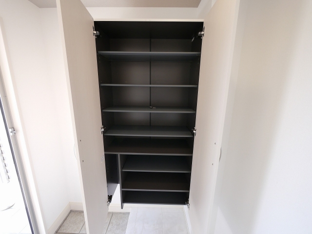 シューズボックス