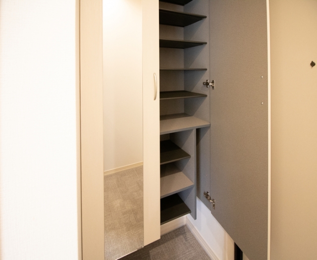 シューズボックス