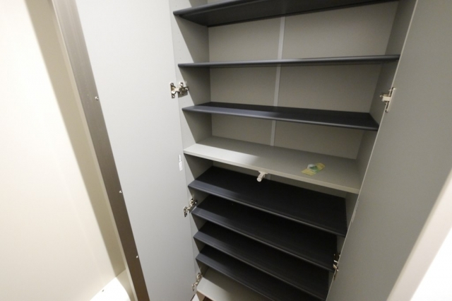 シューズボックス