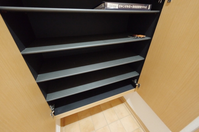 シューズボックス