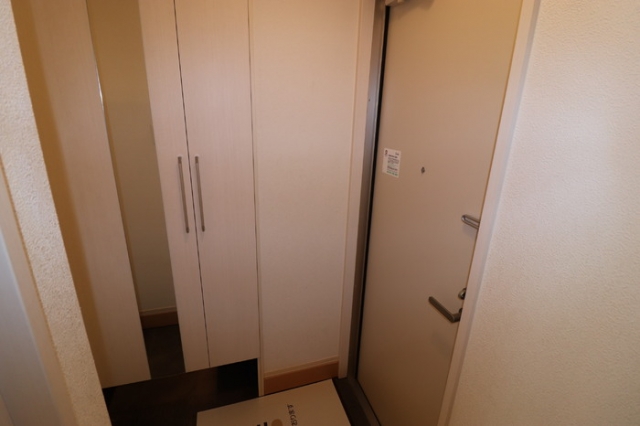 シューズボックス