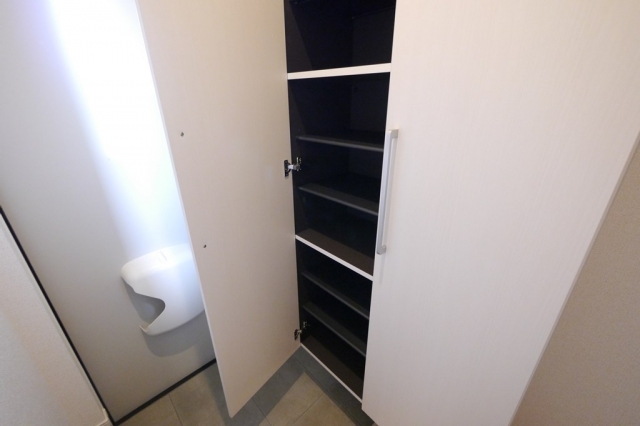 シューズボックス