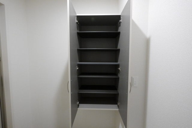 シューズボックス