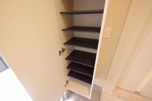 シューズボックス