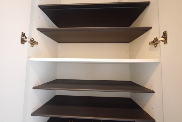 シューズボックス