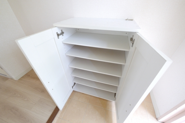 シューズボックス