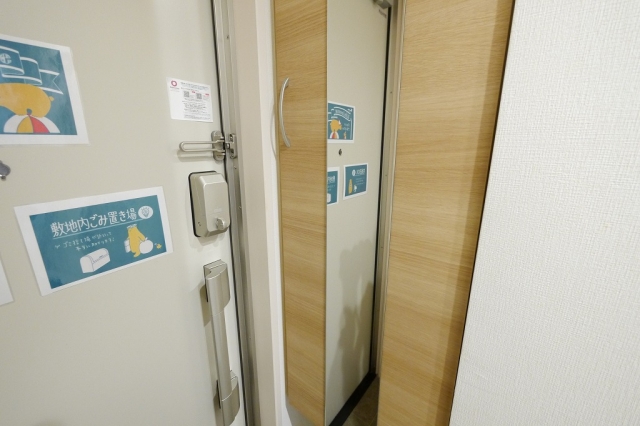 シューズボックス