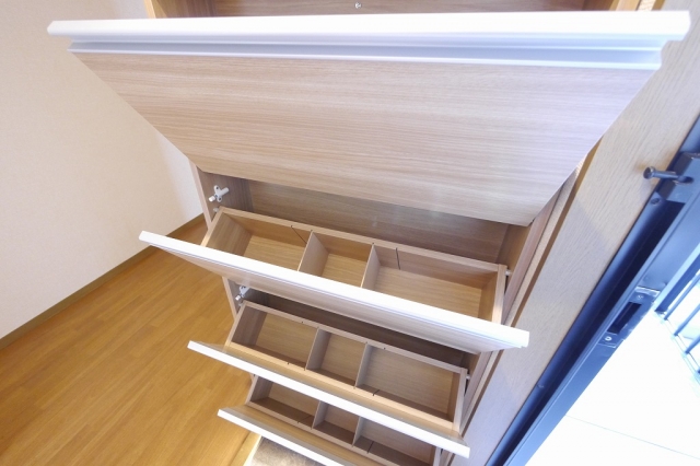 シューズボックス