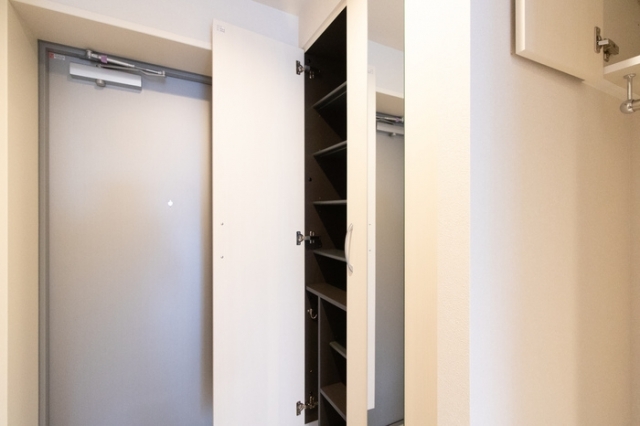 シューズボックス