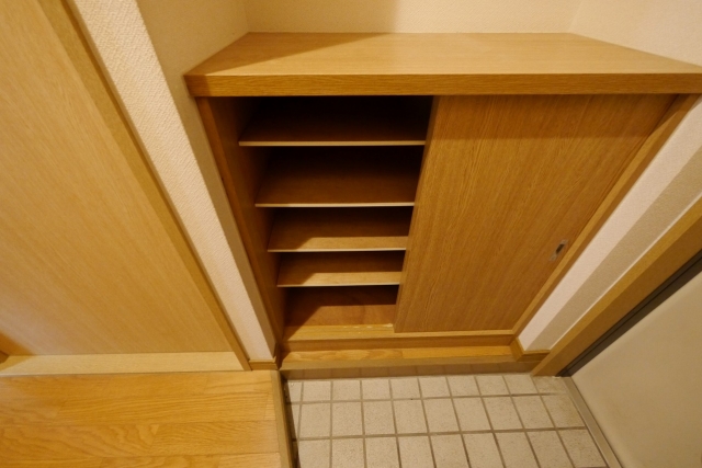 シューズボックス