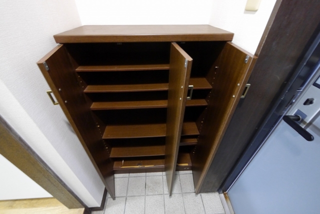 シューズボックス