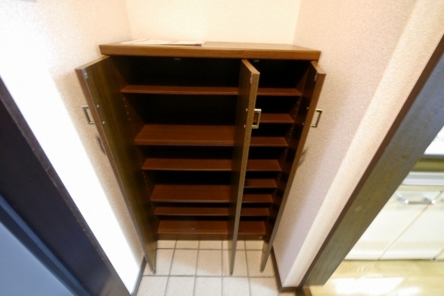 シューズボックス