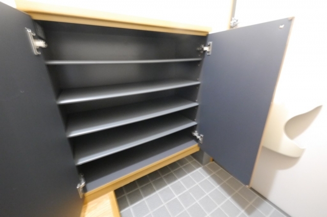 シューズボックス