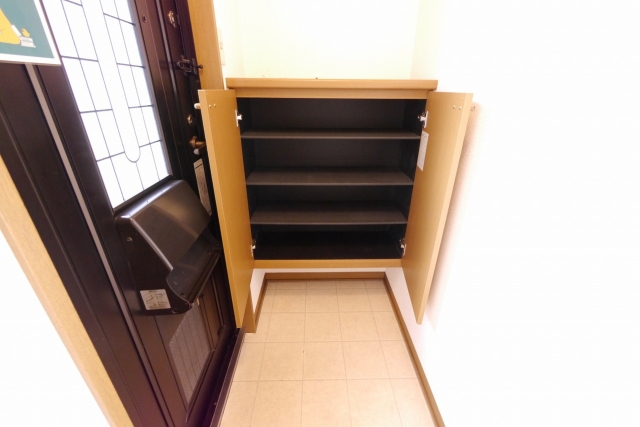 シューズボックス