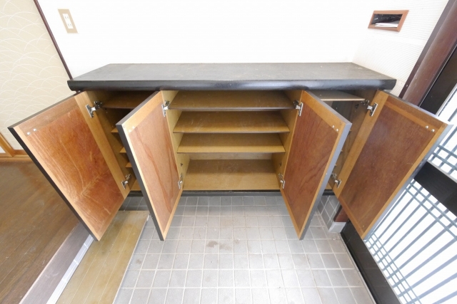 シューズボックス