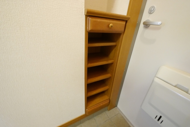 シューズボックス
